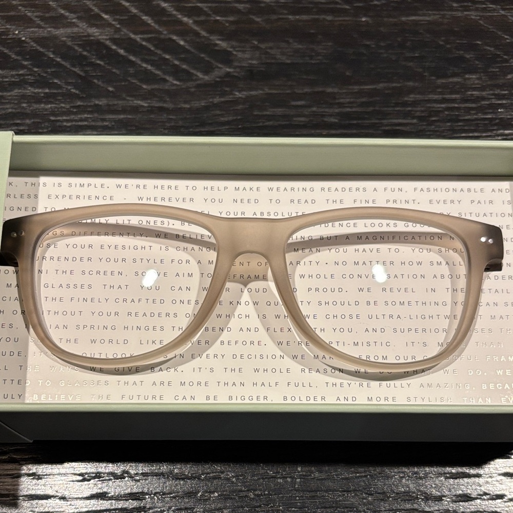 Sullivan by Look Optic Reading Glasses NIB 1.0 Progressive Taupe